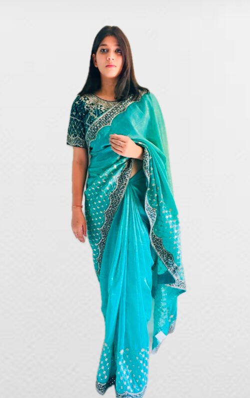 Crunch party wear saree with blouse - Image 2