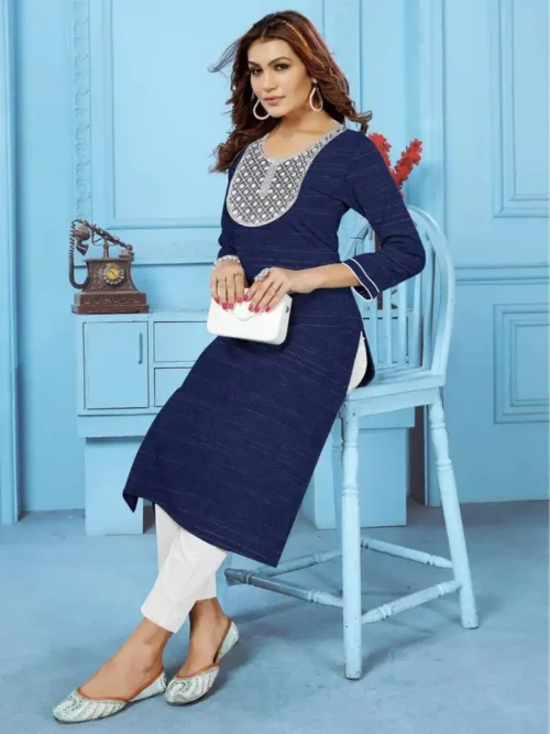Women Kurta and Pant Set