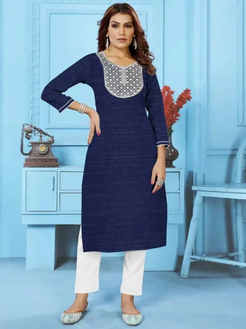 Women Kurta and Pant Set - Image 2