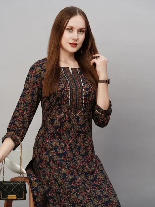 Women Kurta and Pant Set