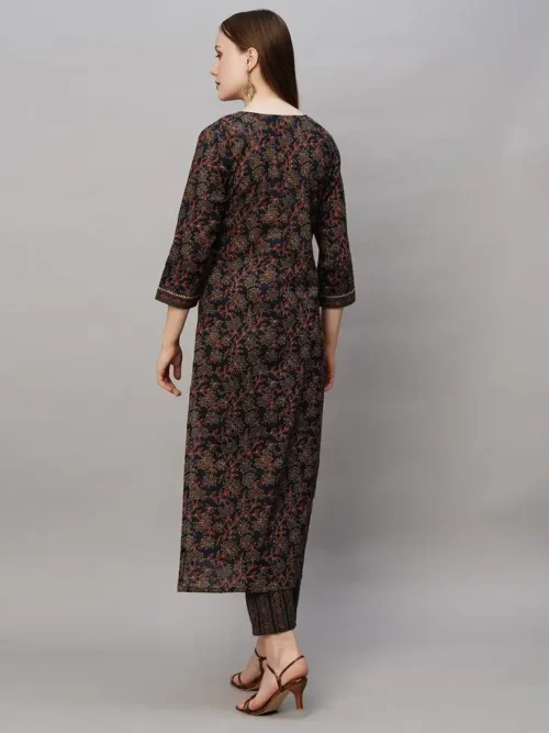 Women Kurta and Pant Set - Image 4
